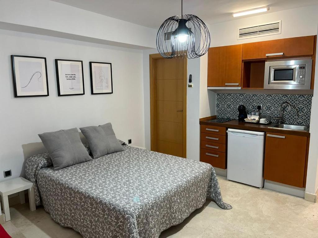 Illescas Apartamento 埃斯特波纳 外观 照片